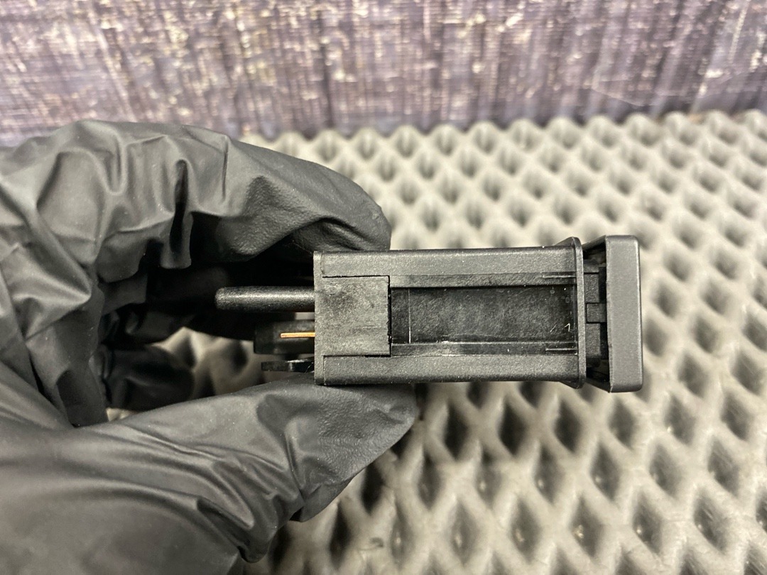 Кнопка салона, 860 рублей, Красноярск