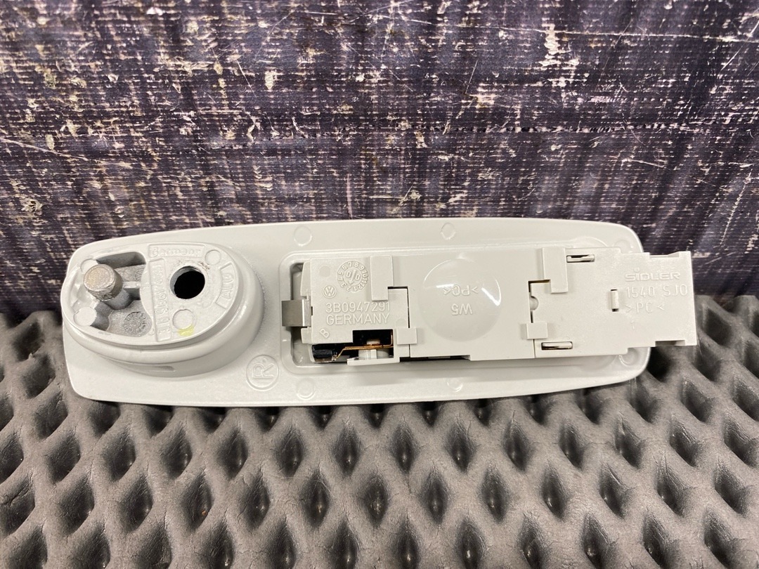 Плафон салона, 1360 рублей, Красноярск