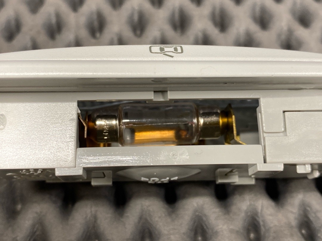 Плафон салона, 1360 рублей, Красноярск