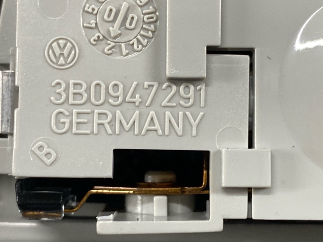 Плафон салона, 1360 рублей, Красноярск