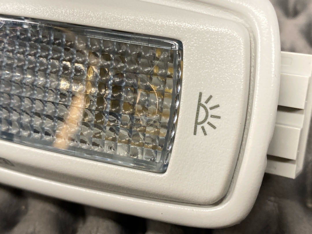 Плафон салона, 1360 рублей, Красноярск