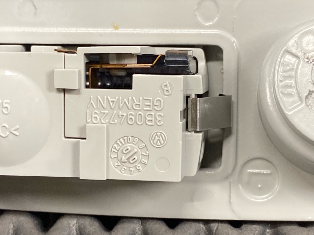 Плафон салона, 1360 рублей, Красноярск