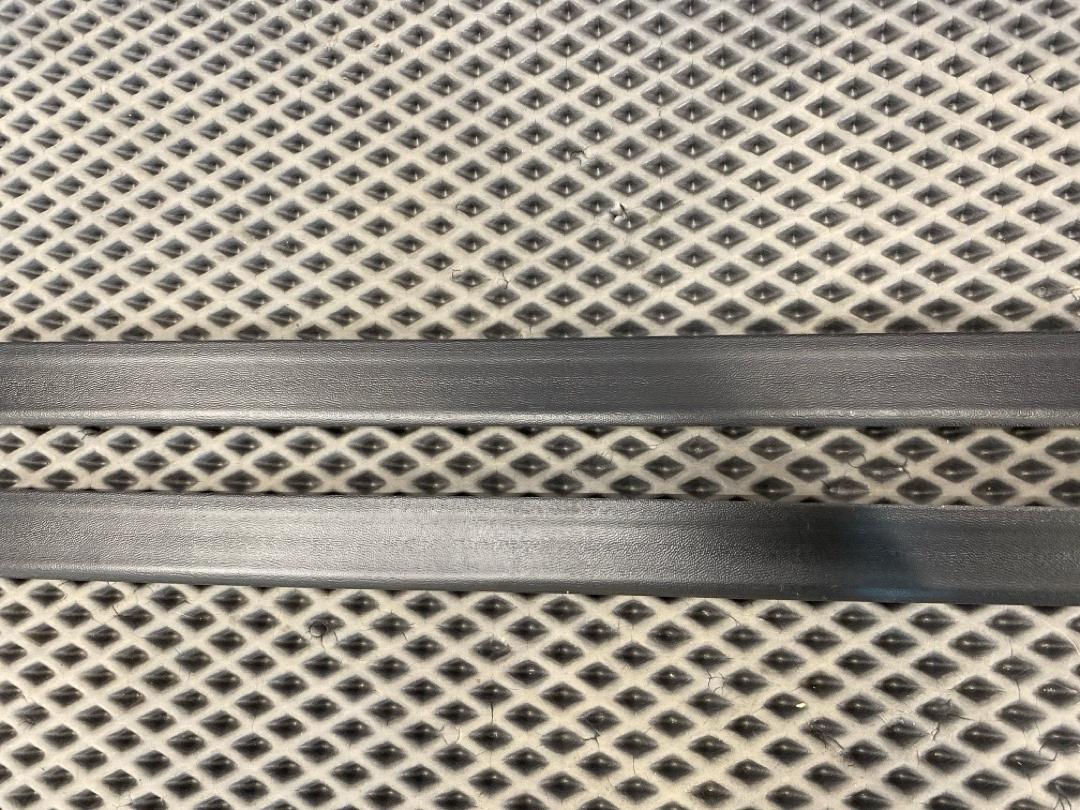 Комплект накладок на порог, 2880 рублей, Красноярск