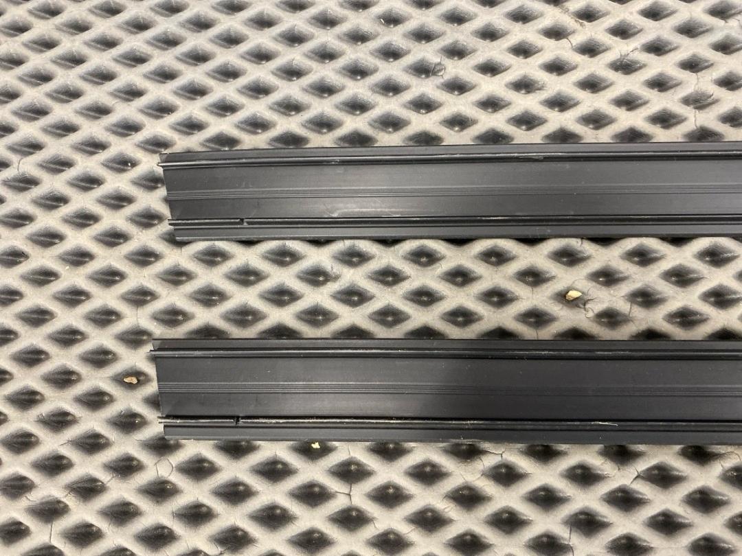 Комплект накладок на порог, 2880 рублей, Красноярск