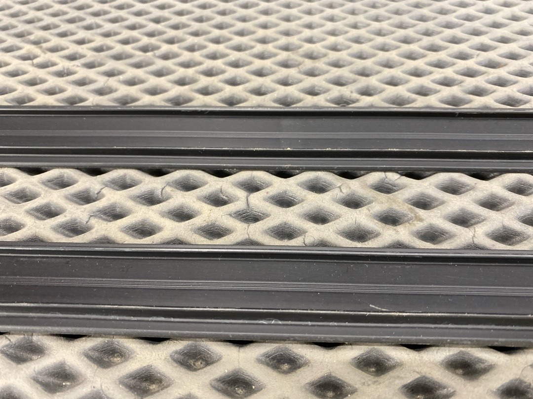 Комплект накладок на порог, 2880 рублей, Красноярск