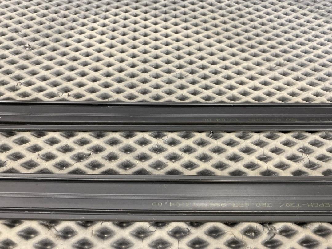 Комплект накладок на порог, 2880 рублей, Красноярск