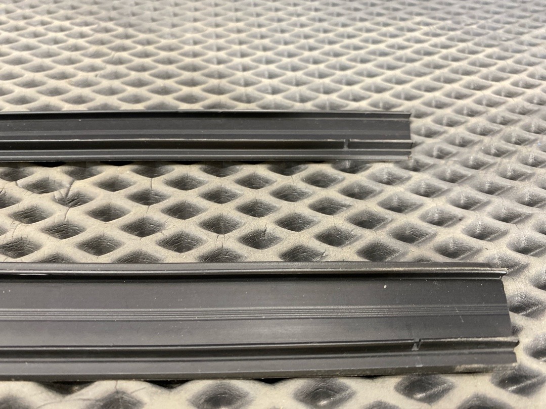 Комплект накладок на порог, 2880 рублей, Красноярск