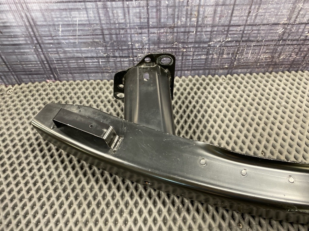 Усилитель бампера, 4030 рублей, Красноярск