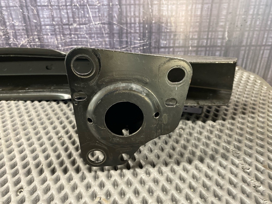 Усилитель бампера, 4030 рублей, Красноярск