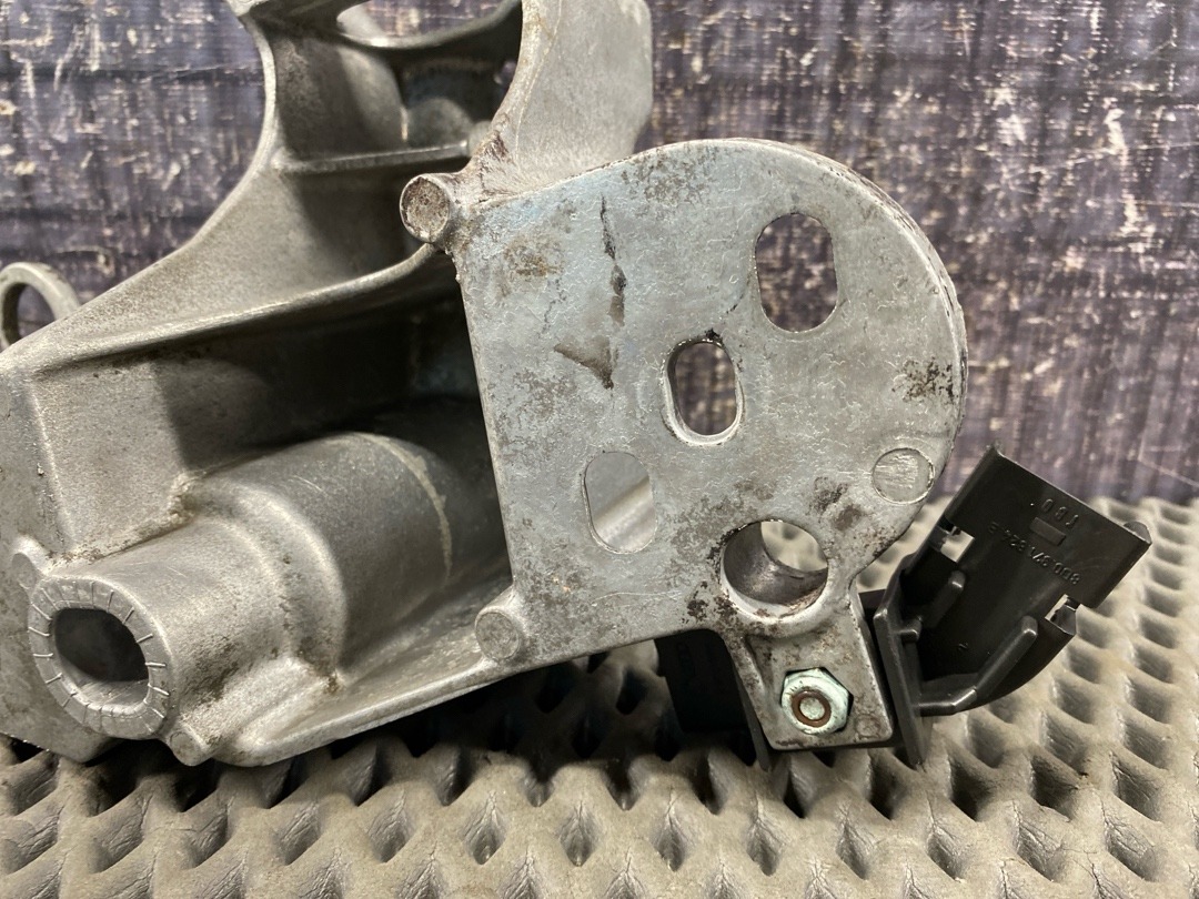 Кронштейн двигателя, 2340 рублей, Красноярск