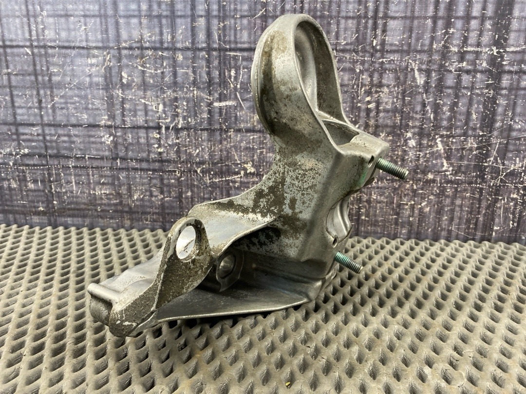 Кронштейн двигателя, 2340 рублей, Красноярск