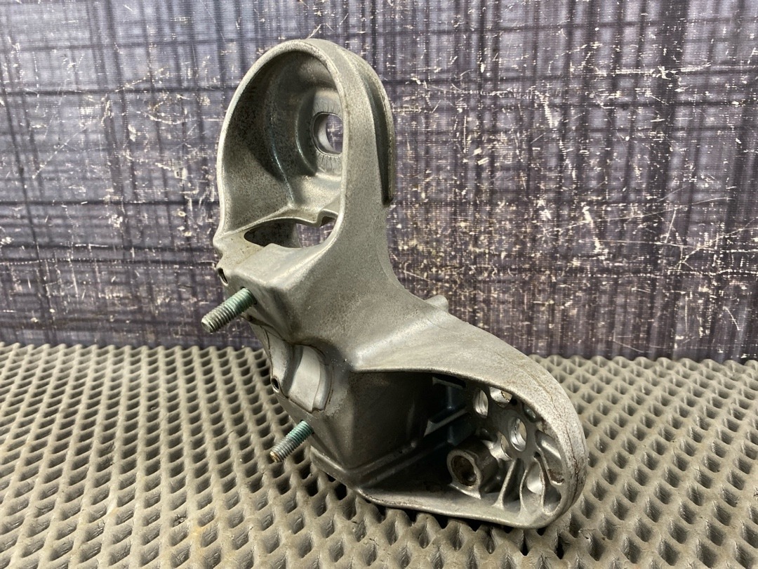 Кронштейн двигателя, 2340 рублей, Красноярск