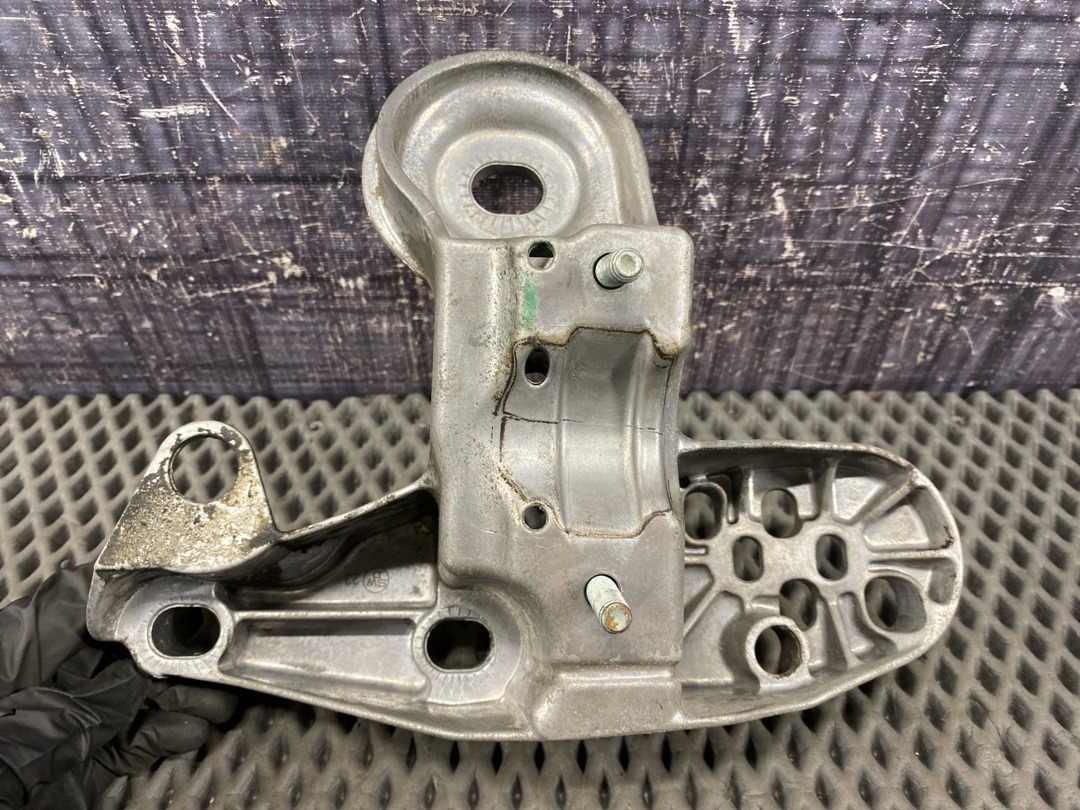 Кронштейн двигателя, 2340 рублей, Красноярск