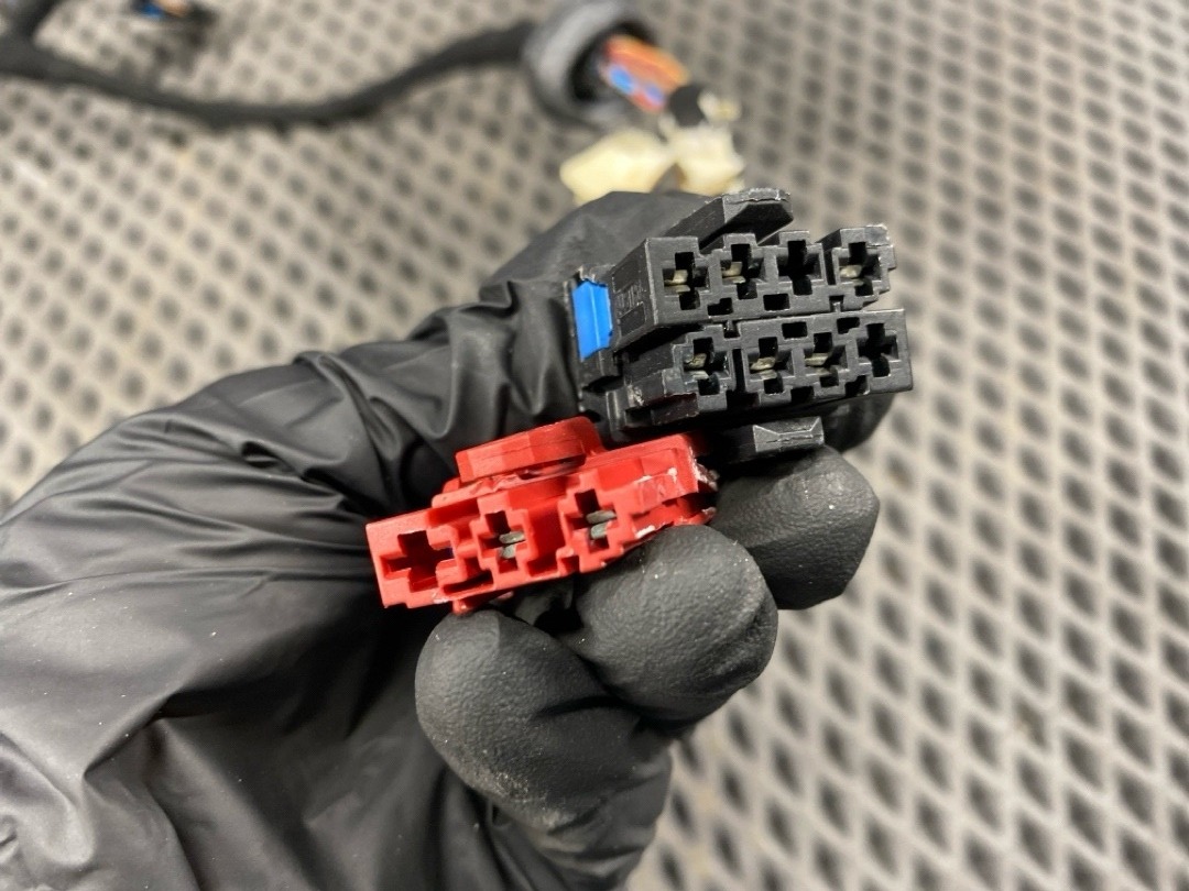 Проводка двери, 1920 рублей, Красноярск