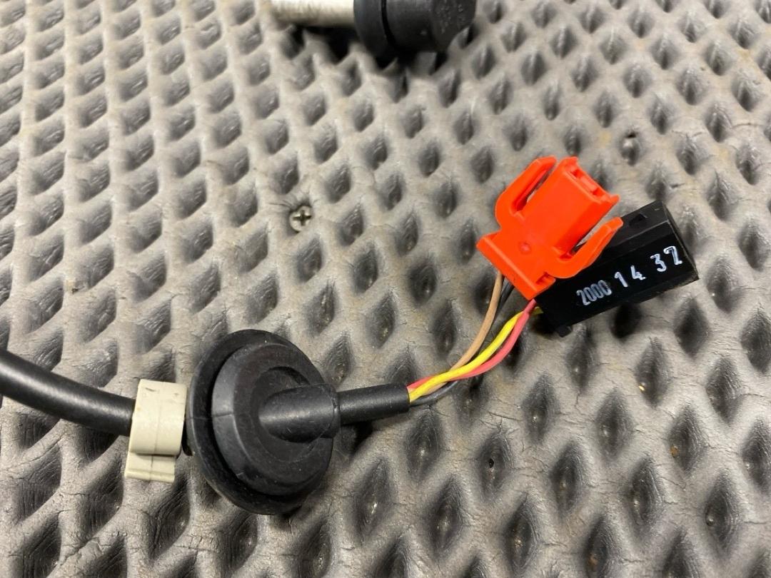 Датчик ABS, 2380 рублей, Красноярск