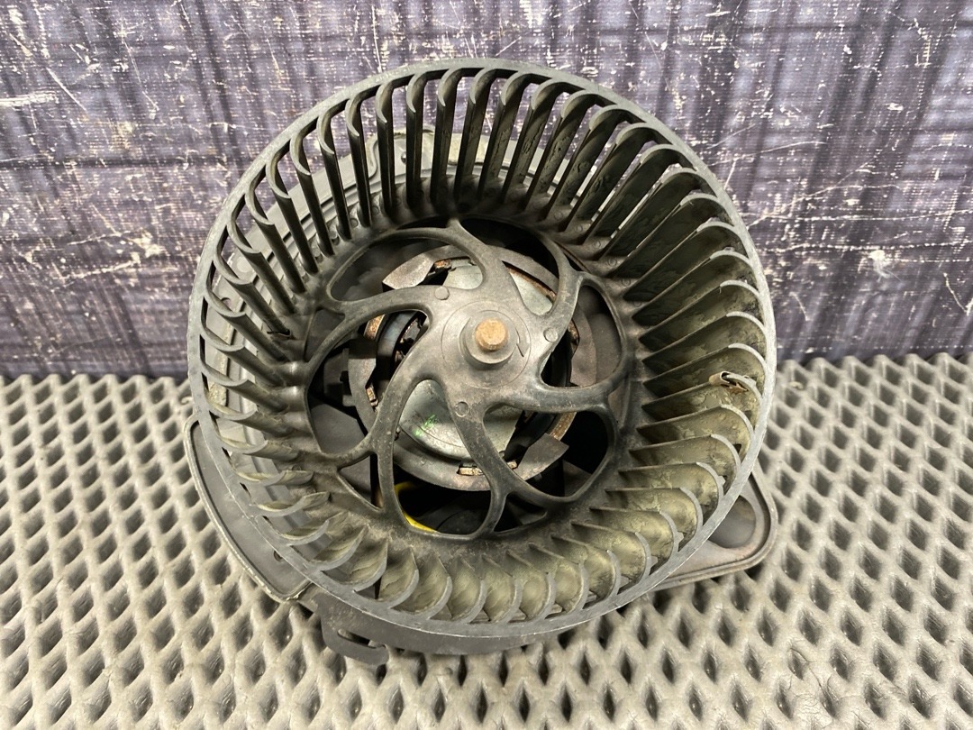 Мотор печки, 3220 рублей, Красноярск