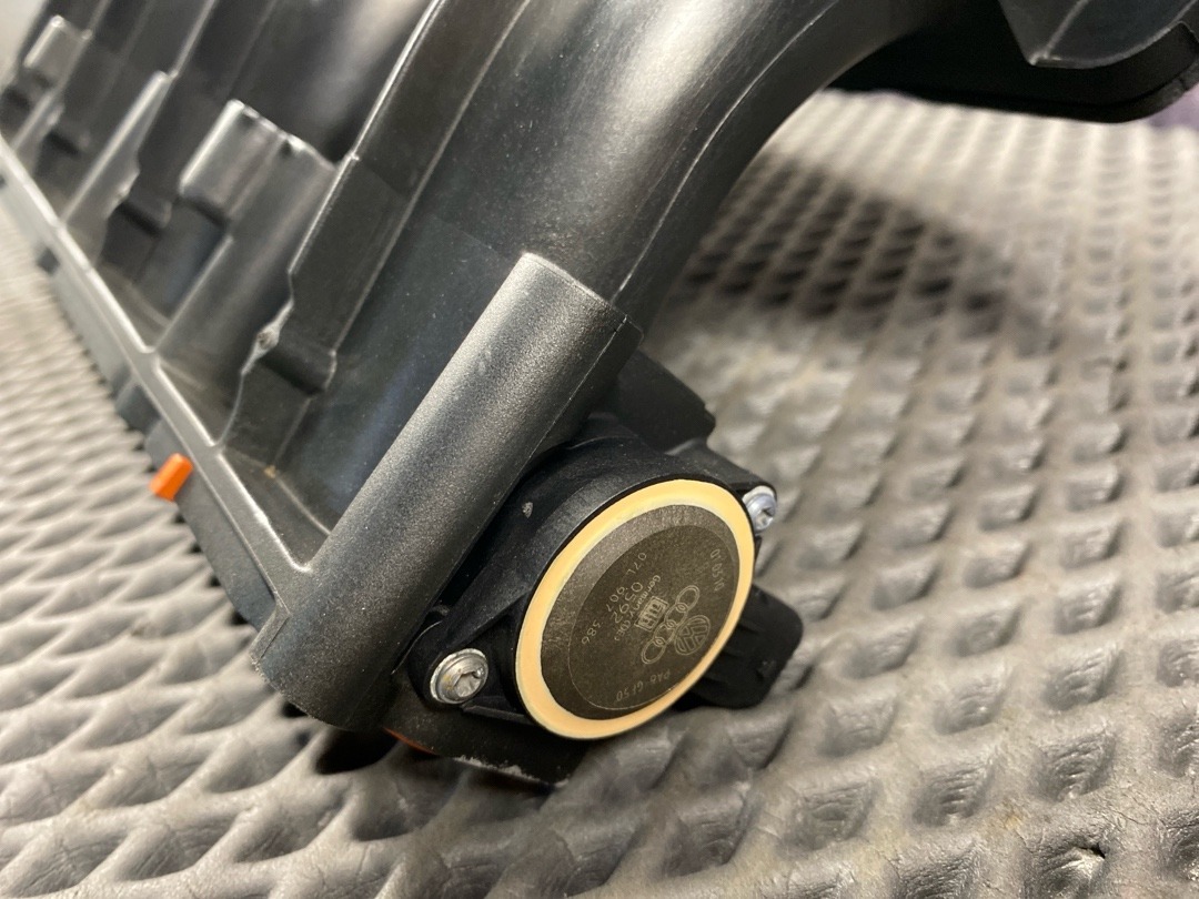 Коллектор впускной, 9030 рублей, Красноярск