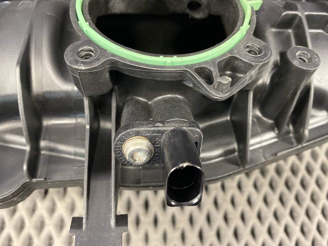 Коллектор впускной, 9030 рублей, Красноярск