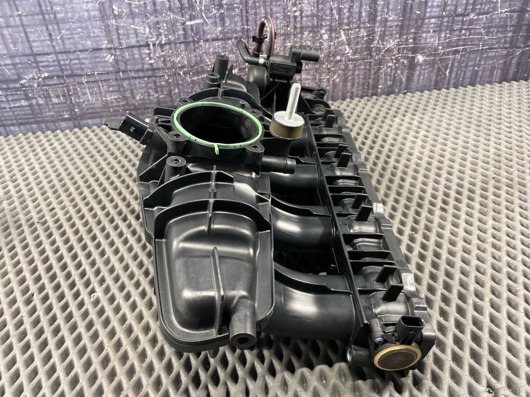 Коллектор впускной, 9030 рублей, Красноярск