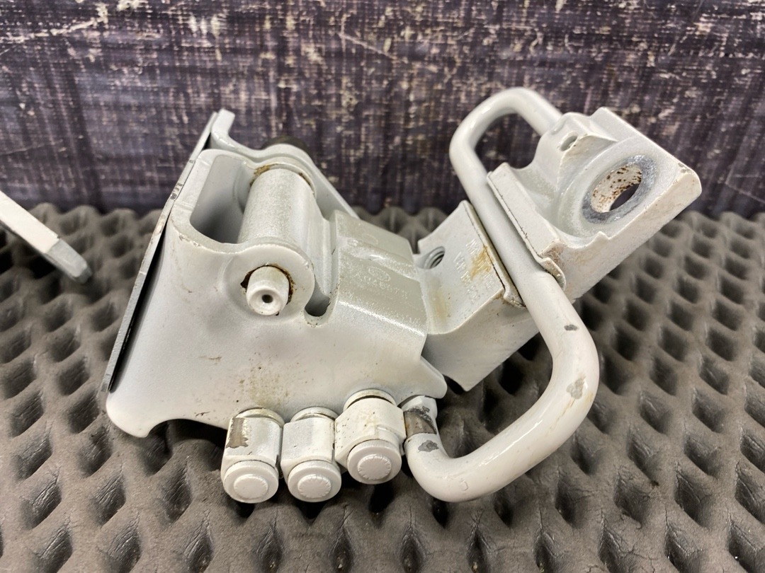 Петля двери, 4890 рублей, Красноярск