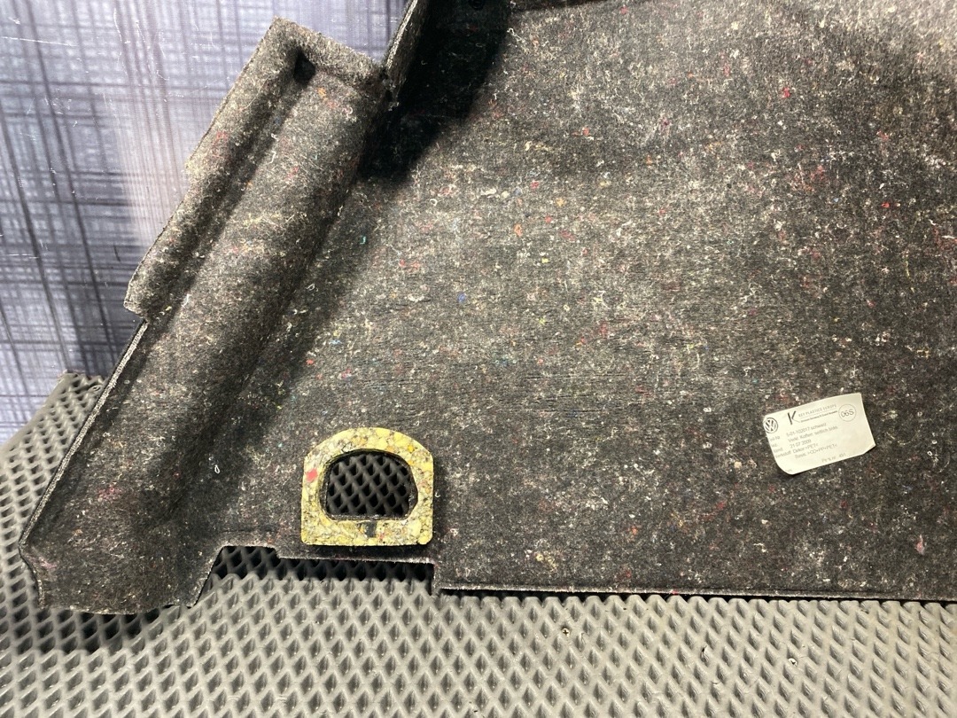 Обшивка багажника, 1920 рублей, Красноярск