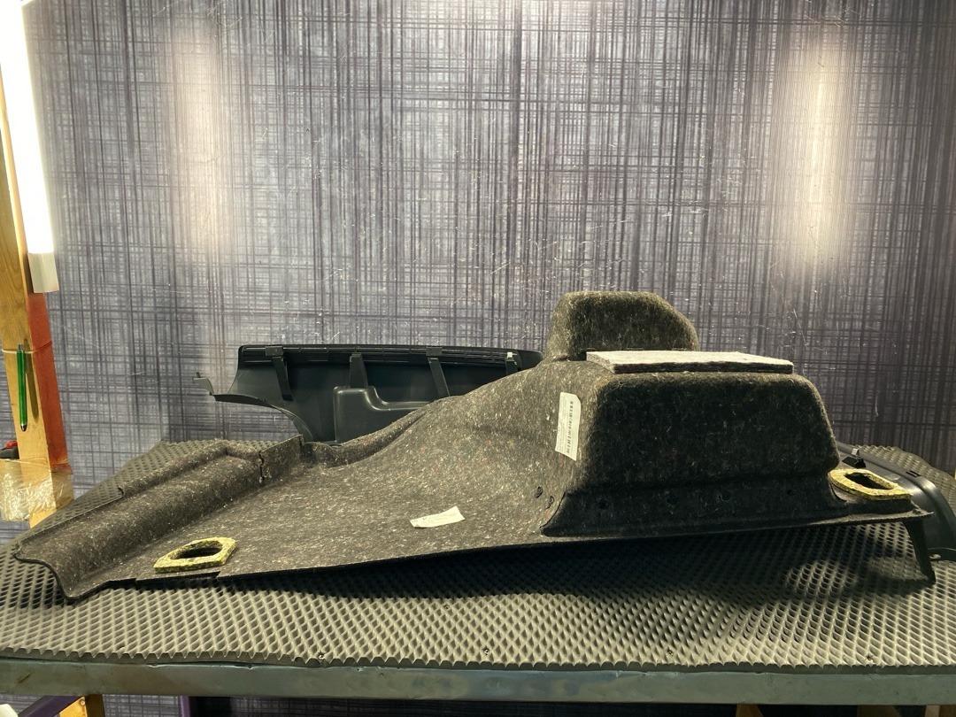 Обшивка багажника, 1920 рублей, Красноярск