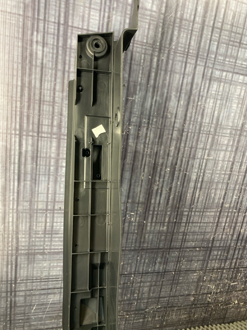 Пластик багажника, 740 рублей, Красноярск