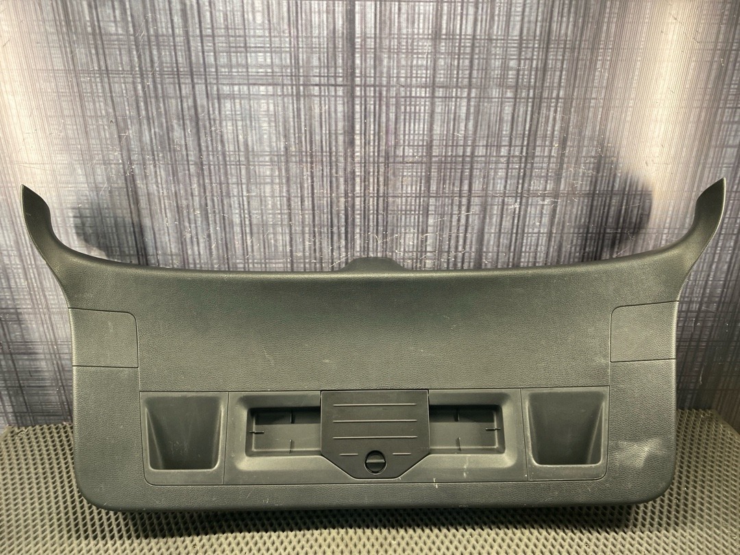 Обшивка крышки багажника, 1680 рублей, Красноярск