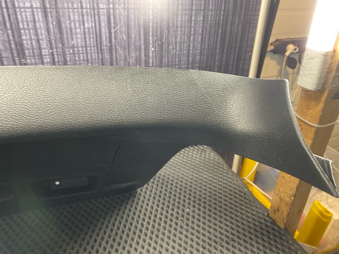 Обшивка крышки багажника, 1680 рублей, Красноярск