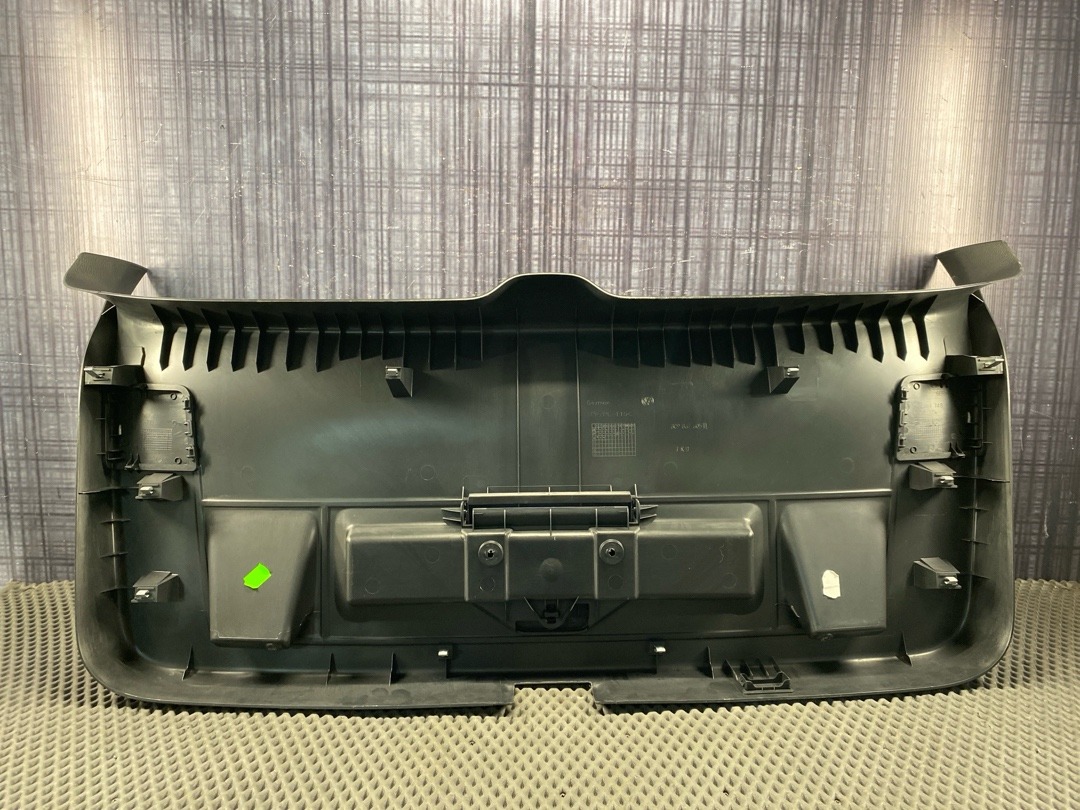 Обшивка крышки багажника, 1680 рублей, Красноярск