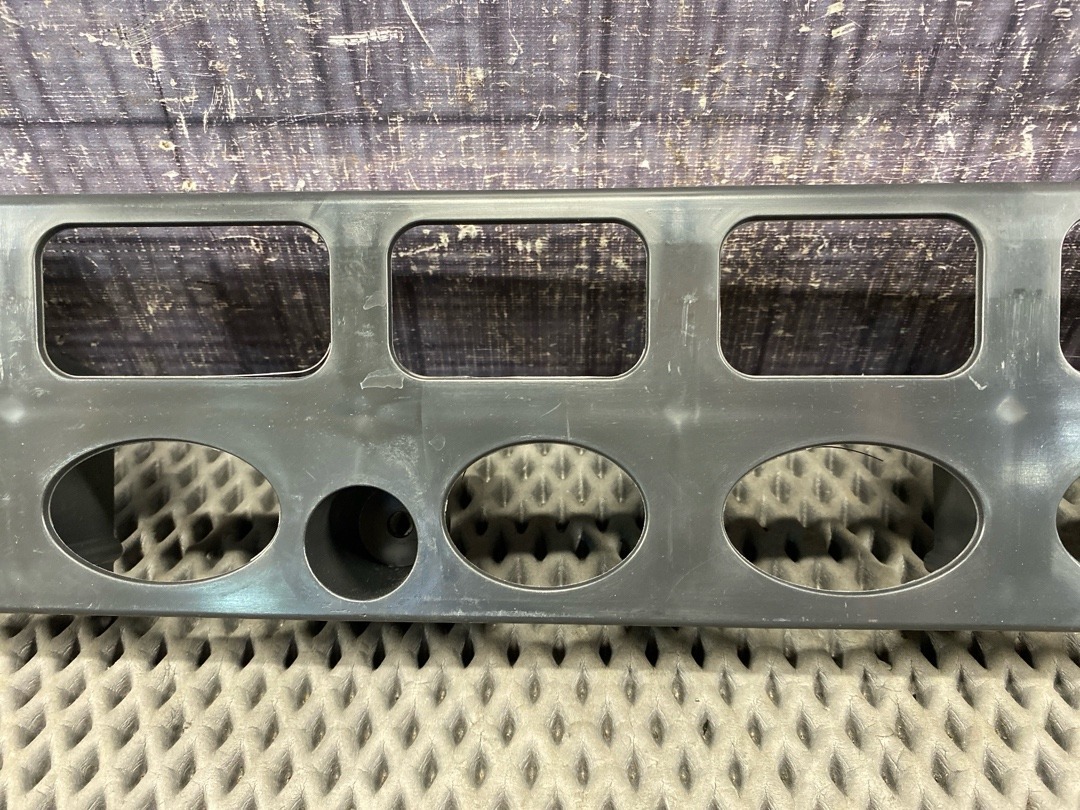 Пластик багажника, 430 рублей, Красноярск