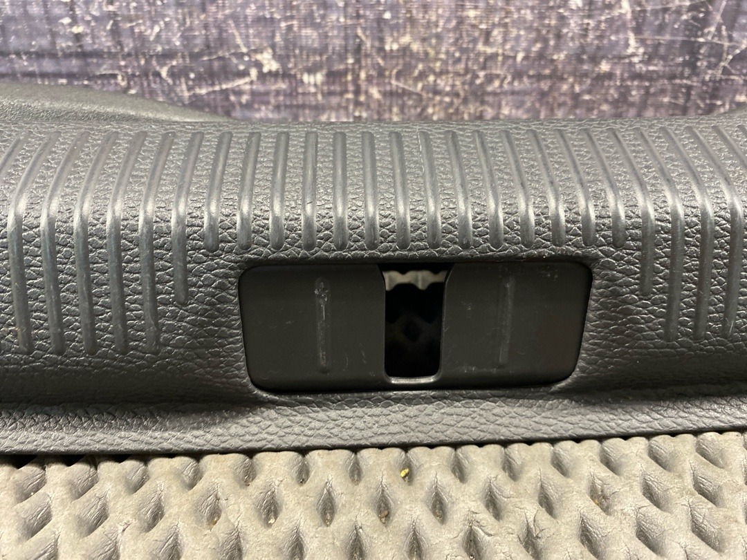 Пластик багажника, 1980 рублей, Красноярск