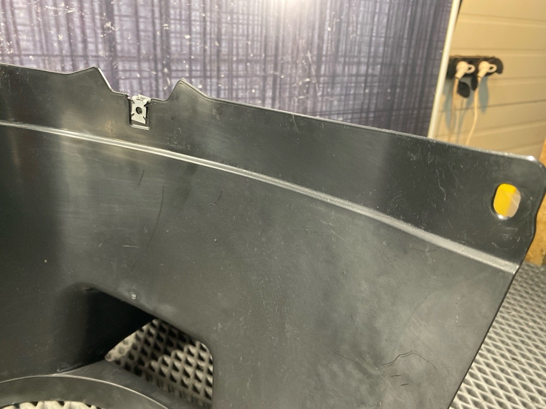 Подкрылок, 2520 рублей, Красноярск