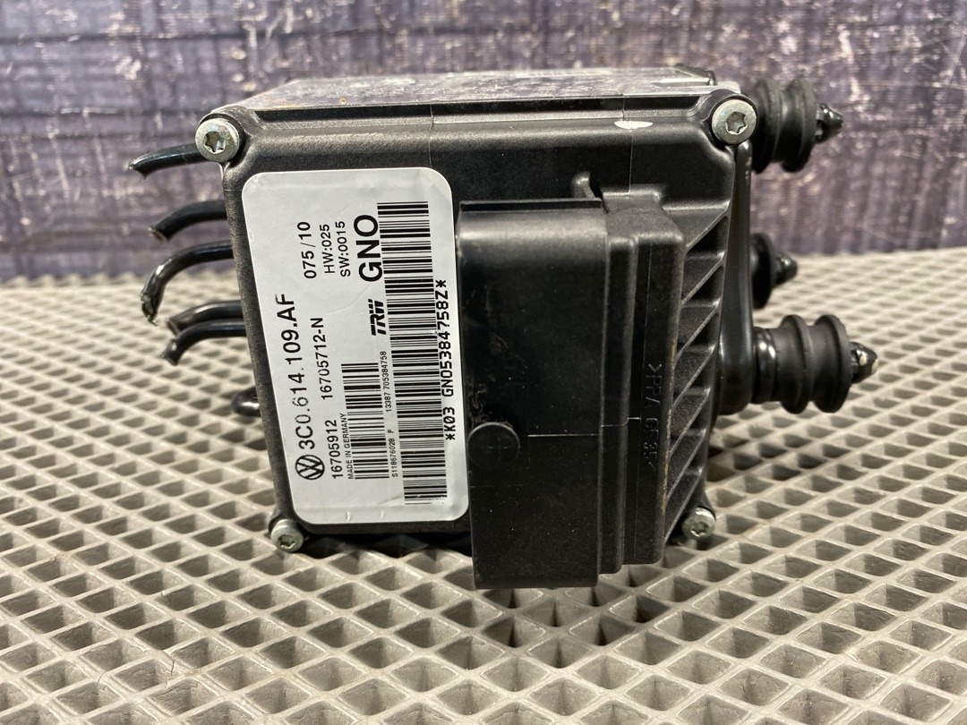 Блок ABS, 8210 рублей, Красноярск