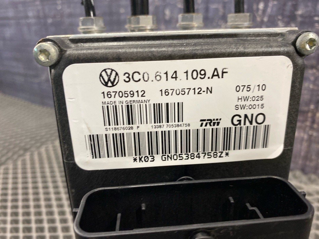 Блок ABS, 8210 рублей, Красноярск