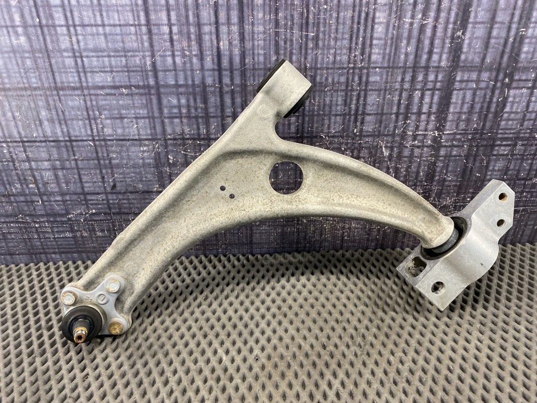 Рычаг подвески, 6440 рублей, Красноярск