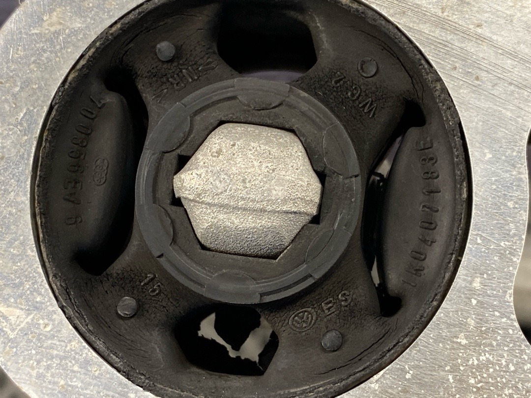 Рычаг подвески, 6440 рублей, Красноярск