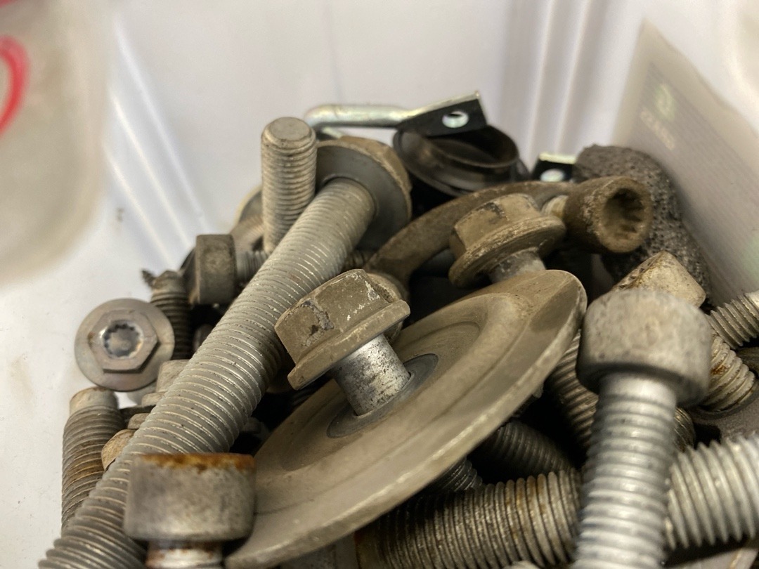 Болты и гайки, 3880 рублей, Красноярск