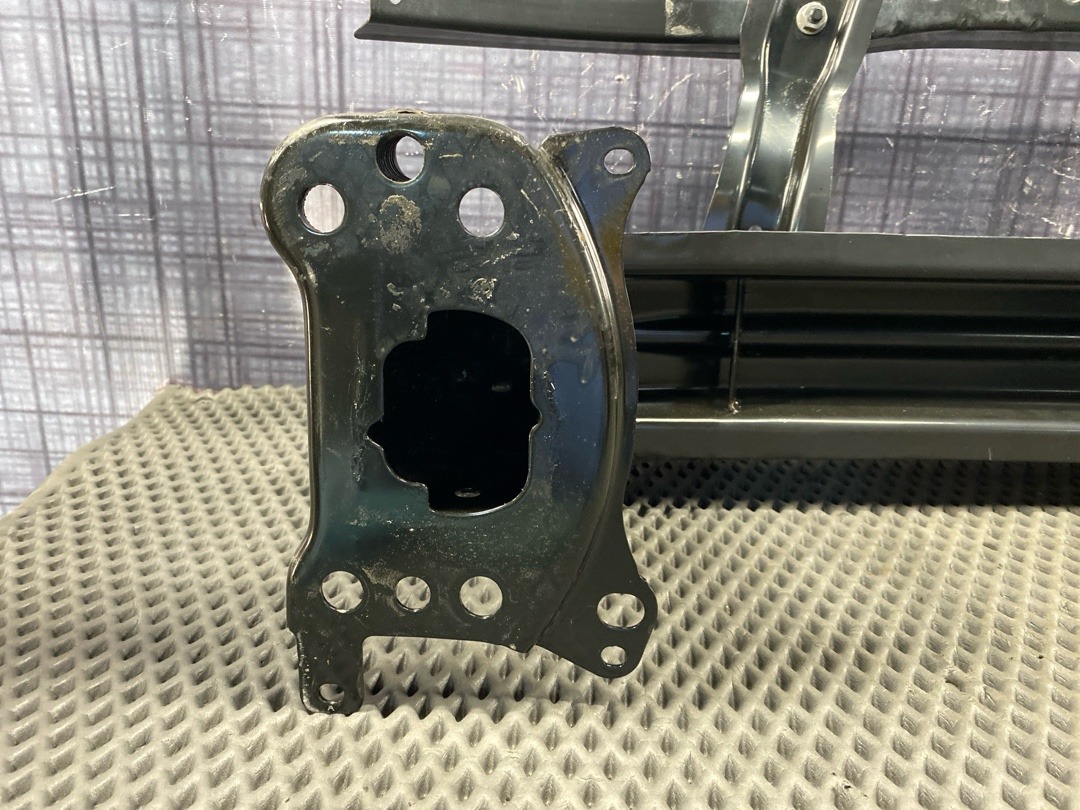 Усилитель бампера, 5860 рублей, Красноярск