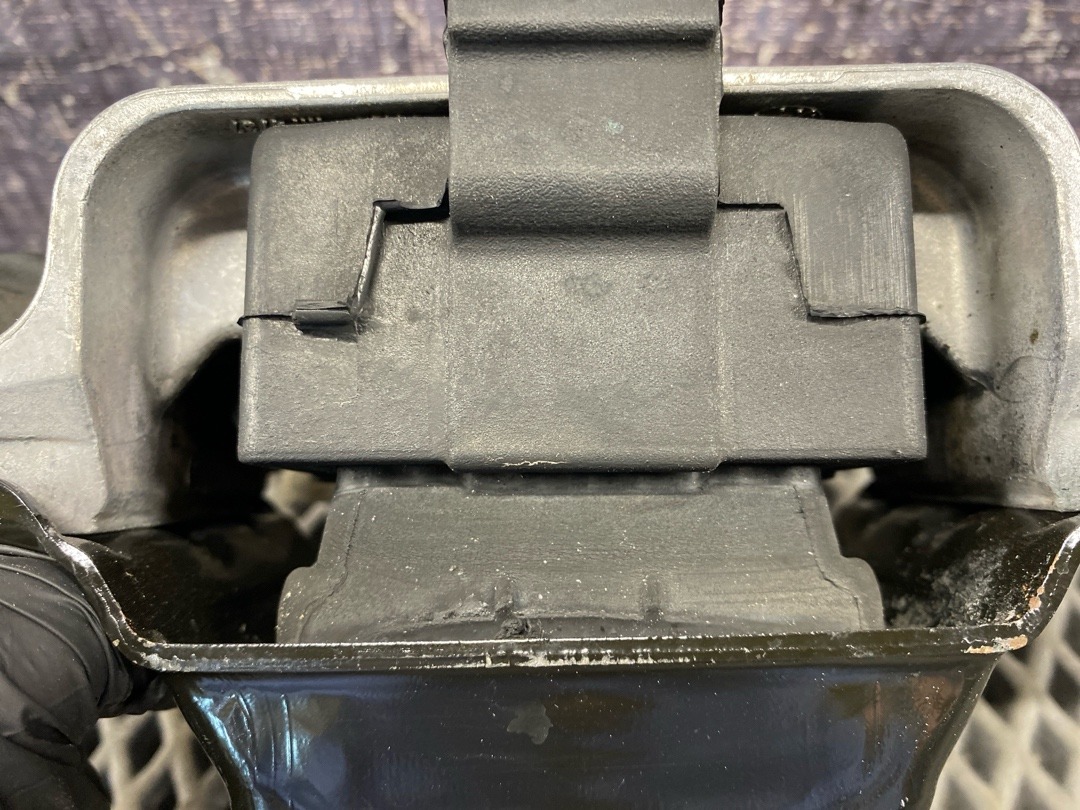 Подушка КПП, 3940 рублей, Красноярск