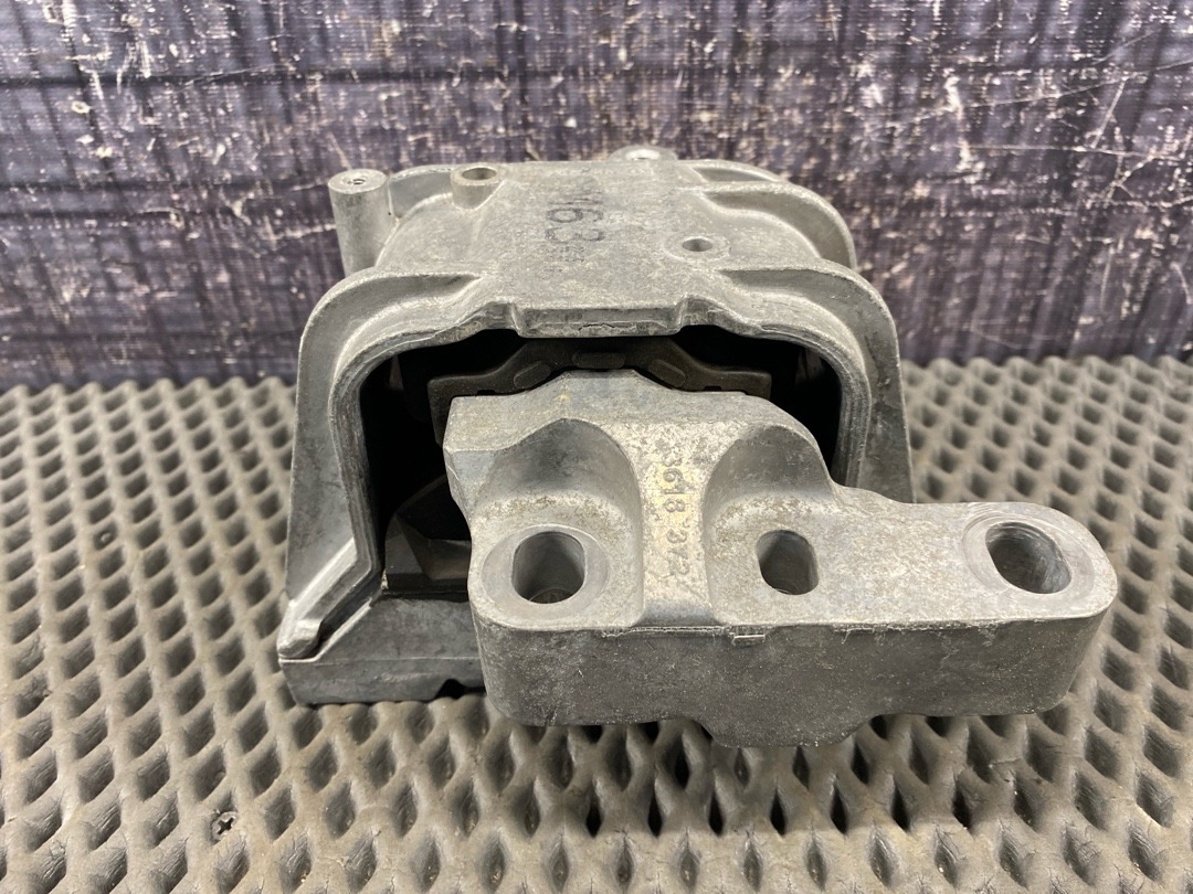 Подушка двигателя, 3730 рублей, Красноярск