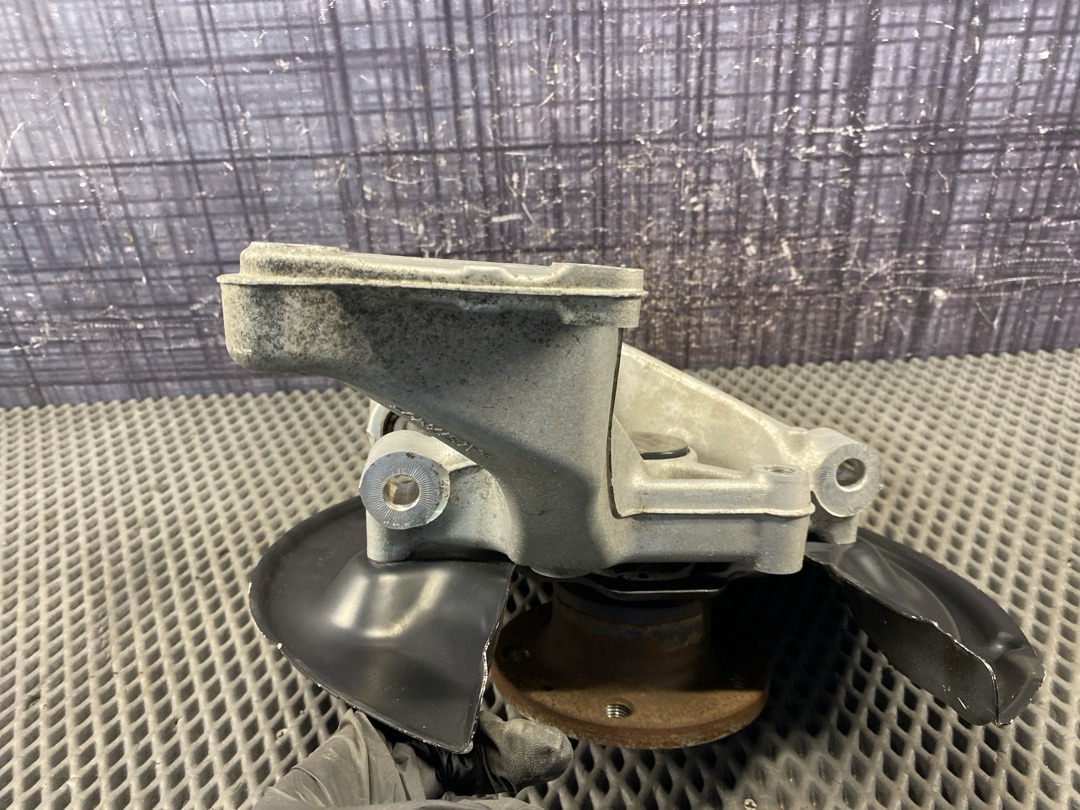 Поворотный кулак, 3430 рублей, Красноярск