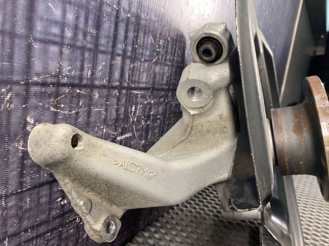 Поворотный кулак, 3430 рублей, Красноярск