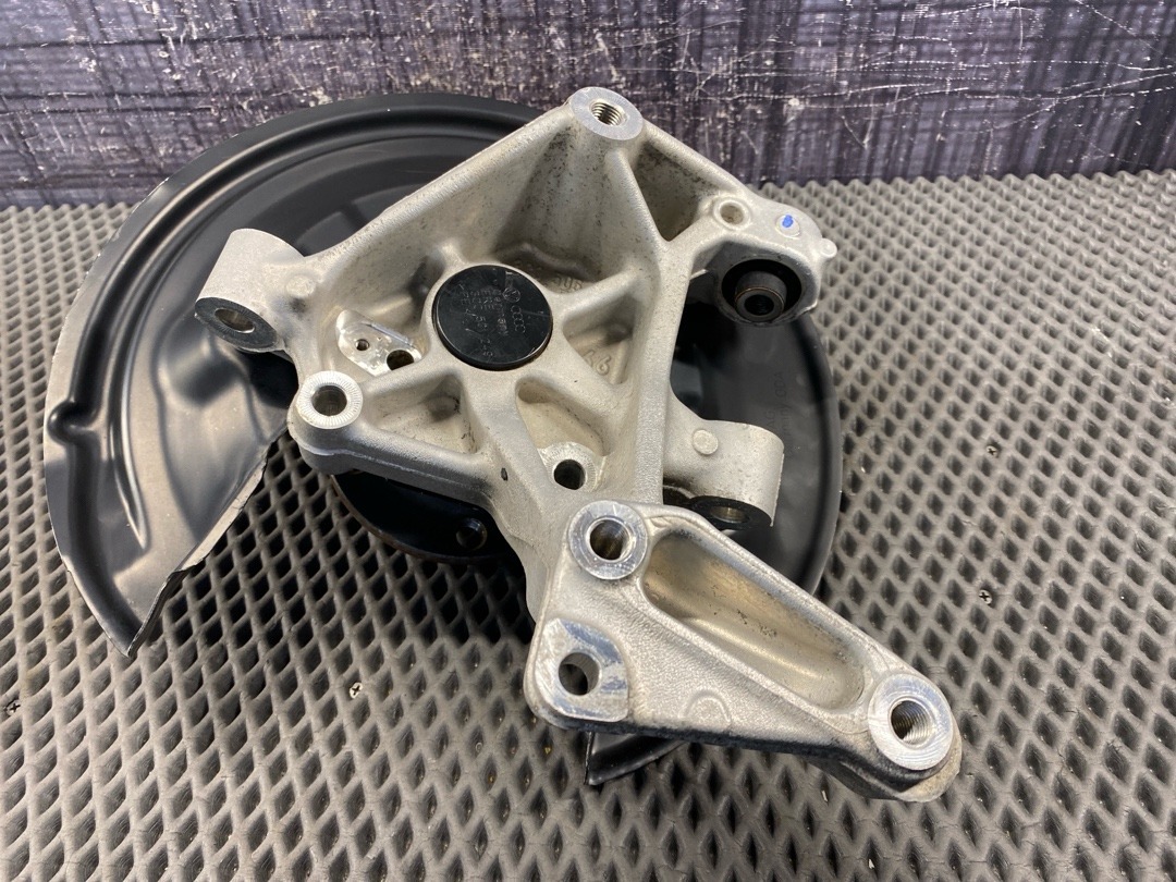 Поворотный кулак, 3430 рублей, Красноярск