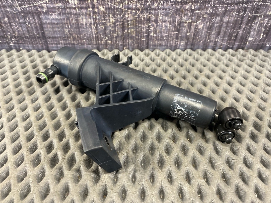 Форсунка омывателя фар, 1734 рублей, Красноярск