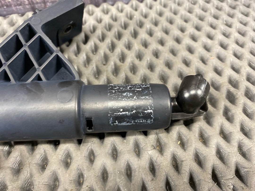 Форсунка омывателя фар, 1734 рублей, Красноярск