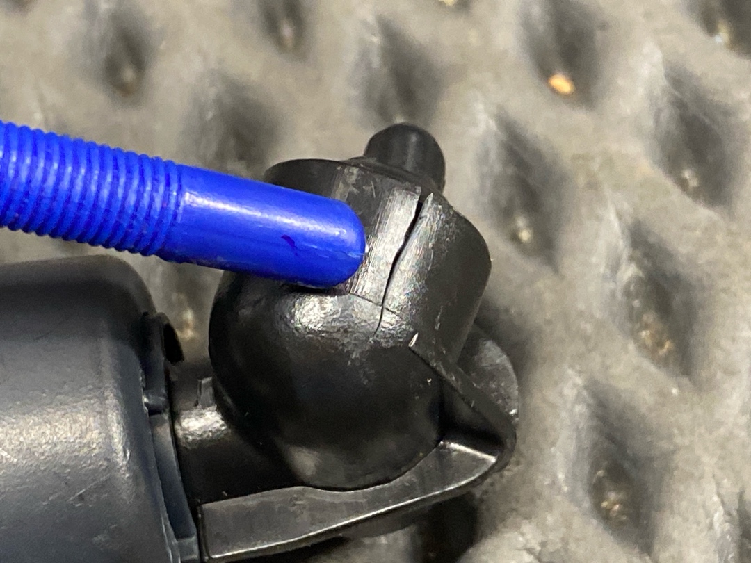 Форсунка омывателя фар, 1734 рублей, Красноярск