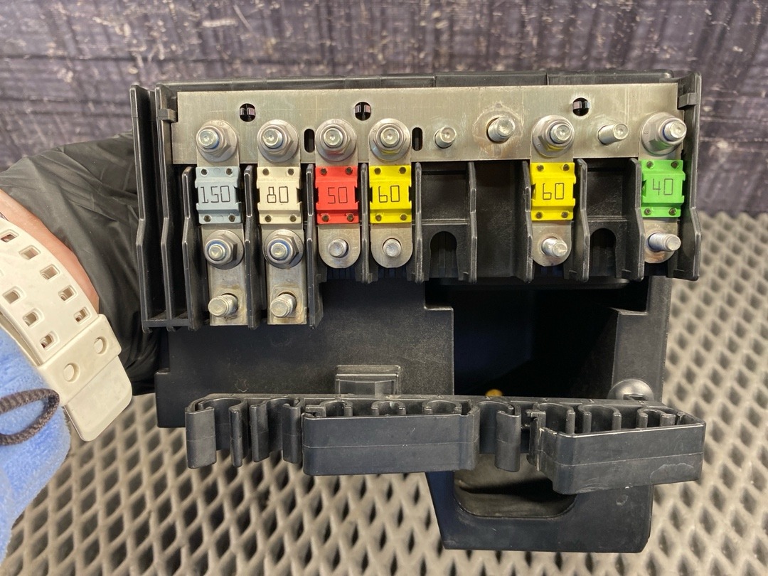 Блок предохранителей, 2820 рублей, Красноярск