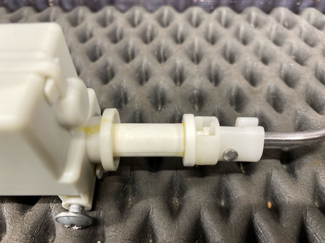 Замок лючка бензобака, 1420 рублей, Красноярск