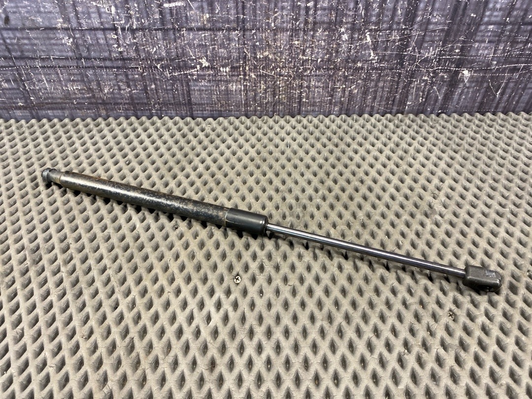 Амортизатор багажника, 880 рублей, Красноярск